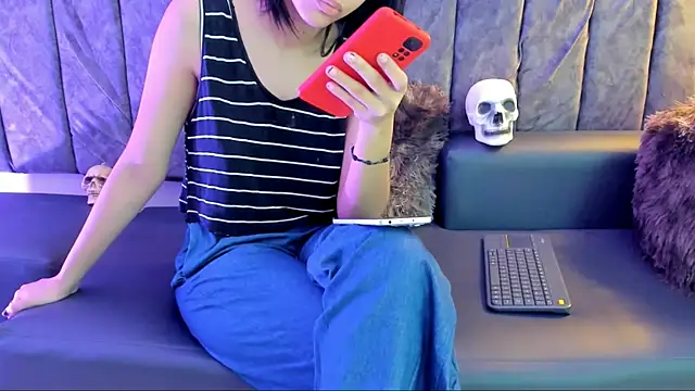 Rowan Mills online show from September 23, 8:23 pm