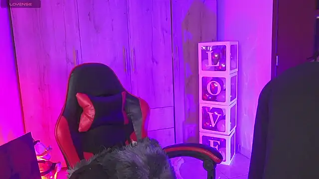 AnnaKimm online show from February 7, 10:24 pm