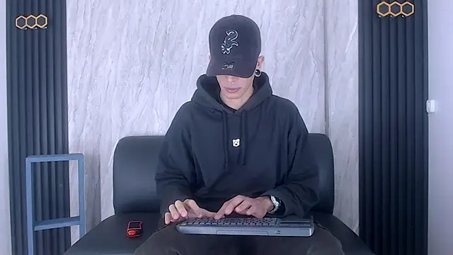 Franvill Trato online show from October 12, 12:04 pm