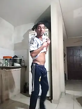 Argentino29hetero online show from March 26, 3:34 am