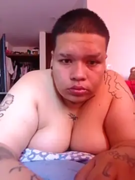 Yulian bigclit7 online show from April 3, 2:48 pm