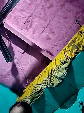 Snapshot of Pooja750 chatting on November 16, 12:00 pm Pooja750 online show from November 16, 12:00 pm