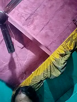 Snapshot of Pooja750 chatting on November 20, 8:30 pm Pooja750 online show from November 20, 8:30 pm