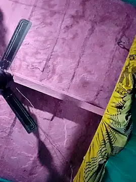 Snapshot of Pooja750 chatting on November 21, 8:35 am Pooja750 online show from November 21, 8:35 am