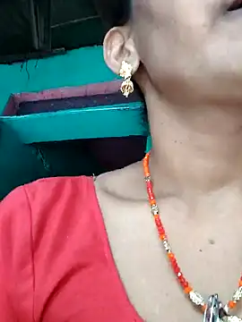 Snapshot of Pooja750 chatting on November 23, 6:13 am Pooja750 online show from November 23, 6:13 am