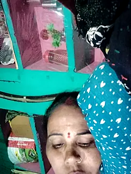 Snapshot of Pooja750 chatting on December 5, 2:36 pm Pooja750 online show from December 5, 2:36 pm