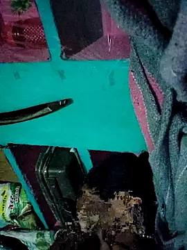 Snapshot of Pooja750 chatting on December 19, 9:27 am Pooja750 online show from December 19, 9:27 am