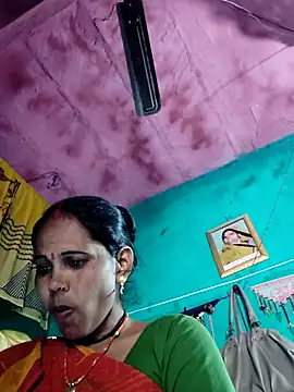 Snapshot of Pooja750 chatting on January 13, 8:41 am Pooja750 online show from January 13, 8:41 am