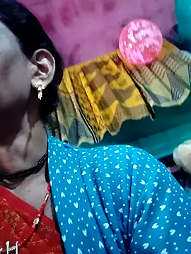 Snapshot of Pooja750 chatting on January 15, 7:13 am Pooja750 online show from January 15, 7:13 am