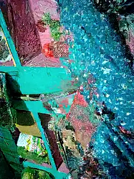 Snapshot of Pooja750 chatting on January 17, 2:44 pm Pooja750 online show from January 17, 2:44 pm