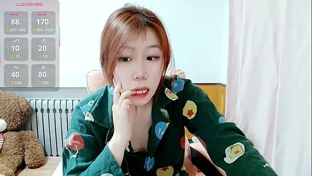 Snapshot of Annasweet- chatting on February 15, 2:36 pm Annasweet- online show from February 15, 2:36 pm