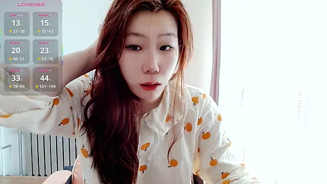 Snapshot of Annasweet- chatting on February 28, 1:50 am Annasweet- online show from February 28, 1:50 am
