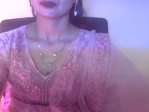 Snapshot of Rahat_S chatting on September 18, 7:32 am Rahat S online show from September 18, 7:32 am