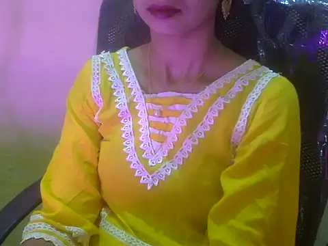 Snapshot of Rahat_S chatting on October 13, 7:30 am Rahat S online show from October 13, 7:30 am