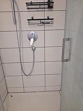 Snapshot of 1994xnx chatting on September 18, 5:15 pm 1994xnx online show from September 18, 5:15 pm