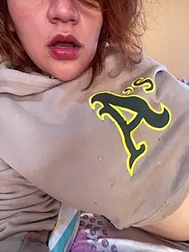 Isisflame online show from February 27, 2:17 pm