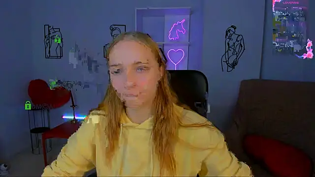 keylas moan online show from October 18, 5:43 am