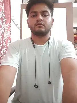 riyamore9623 online show from March 9, 11:36 am