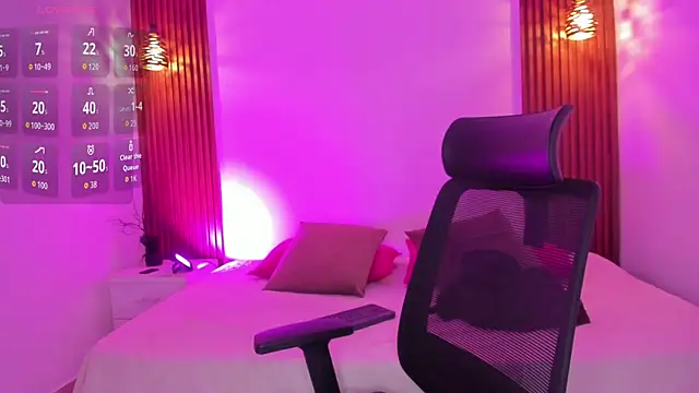 zoe evans5 online show from October 17, 12:19 pm