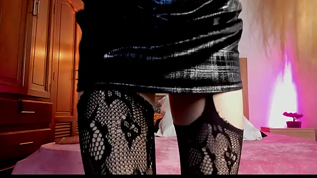 hellzel moon online show from October 29, 7:04 pm