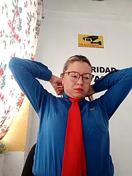 Hannah-colx online show from November 28, 6:21 pm