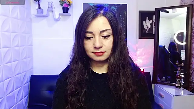 Eva Roussell online show from October 17, 2:30 pm