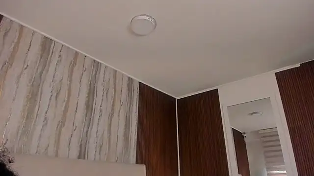 Snapshot of miss_curazao chatting on March 19, 12:31 pm miss curazao online show from March 19, 12:31 pm