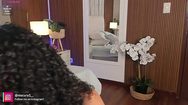 Snapshot of miss_curazao chatting on March 28, 12:27 pm miss curazao online show from March 28, 12:27 pm