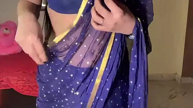 Snapshot of Sexy_Ara__Baby chatting on February 17, 8:44 am Sexy Ara Baby online show from February 17, 8:44 am