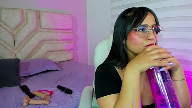 Snapshot of _adahara_queen chatting on September 19, 3:41 am  adahara queen online show from September 19, 3:41 am