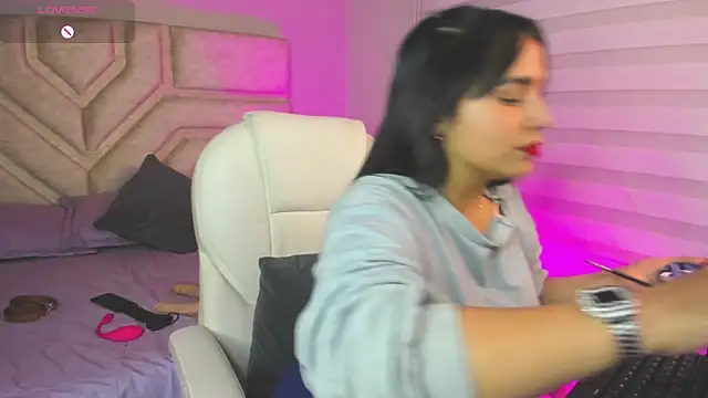 Snapshot of _adahara_queen chatting on September 23, 4:04 am  adahara queen online show from September 23, 4:04 am