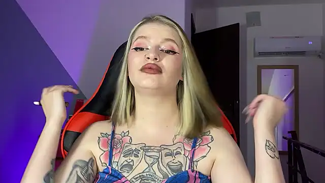 Mia Kamp online show from September 21, 4:52 pm