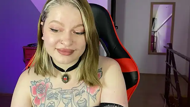 Mia Kamp online show from October 2, 6:04 pm