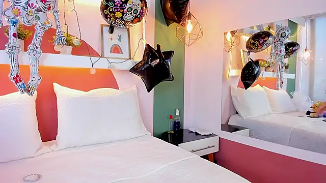 Snapshot of ValeryBoobs1 chatting on October 30, 12:28 pm ValeryBoobs1 online show from October 30, 12:28 pm