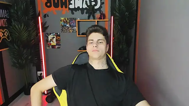 JackWolw online show from October 8, 10:02 am