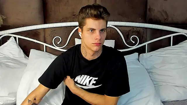 JackWolw online show from October 16, 7:26 pm