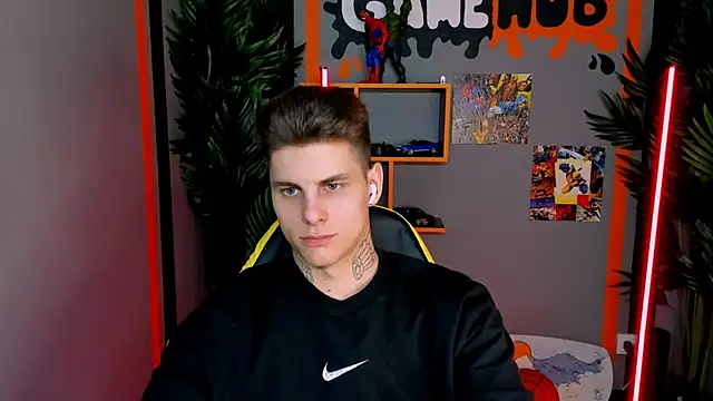 JackWolw online show from October 23, 9:30 am