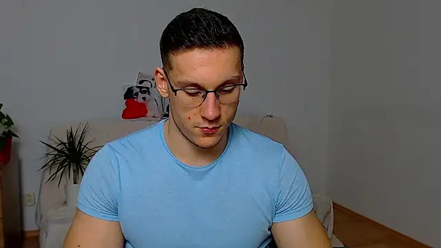 ZeinMiracles online show from November 15, 8:16 pm