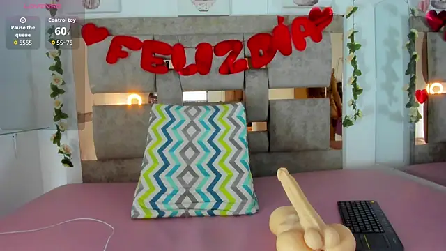 Snapshot of Natasha-Adams chatting on September 23, 5:32 am Natasha-Adams online show from September 23, 5:32 am