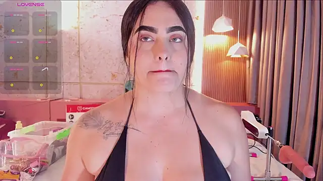 sofiiacarson online show from June 25, 7:40 pm