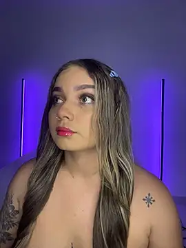 AnnyLopezzz  online show from October 21, 1:39 am