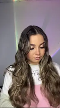 AnnyLopezzz  online show from December 5, 3:15 am