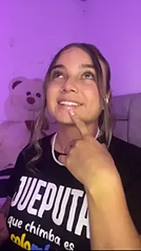 AnnyLopezzz  online show from February 3, 6:40 am