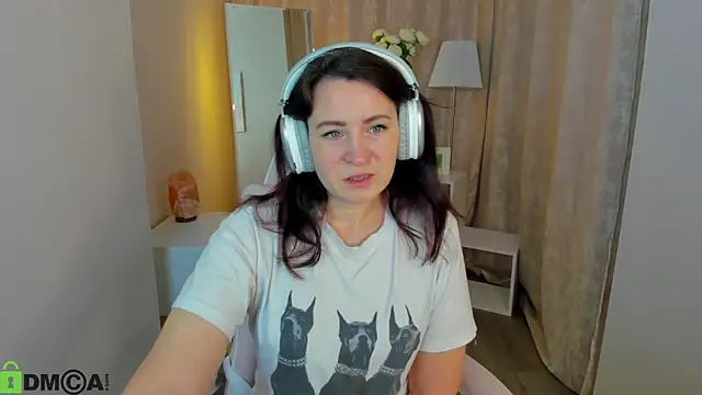 Lea shadom online show from November 6, 1:06 am