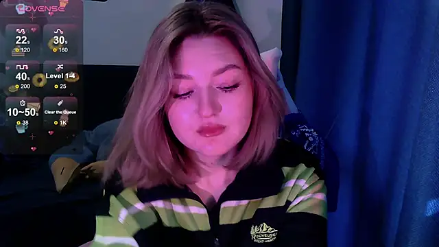 cute1stranger online show from September 12, 9:42 am