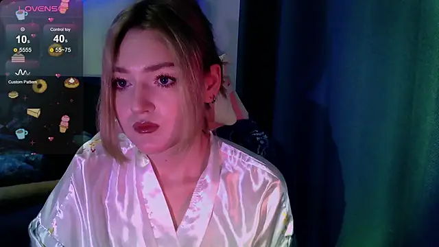 cute1stranger online show from September 27, 8:41 am