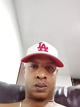 Perropa online show from April 2, 3:15 am