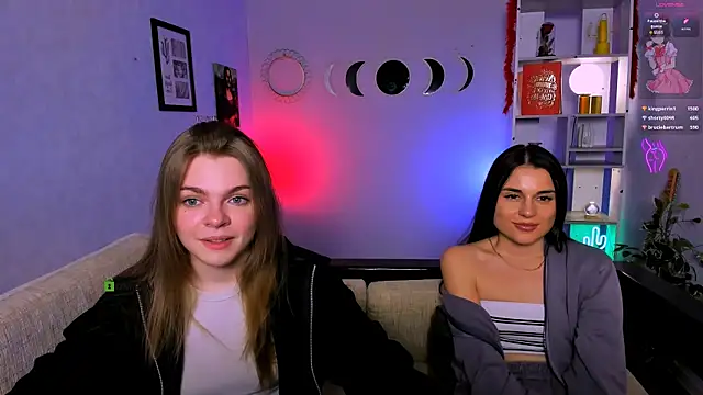Snapshot of veronica_bubble chatting on April 17, 1:41 am veronica bubble online show from April 17, 1:41 am