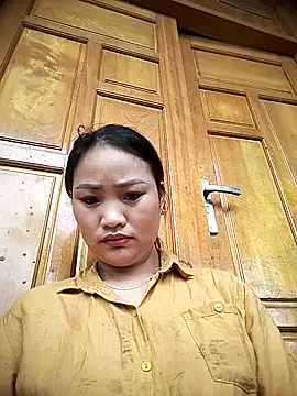 Snapshot of Maimi20 chatting on October 1, 1:44 am Maimi20 online show from October 1, 1:44 am