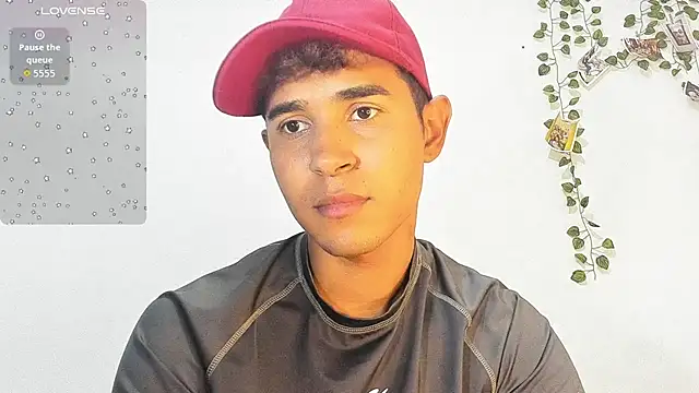 Snapshot of cute_sammy_1 chatting on October 26, 11:31 pm cute sammy 1 online show from October 26, 11:31 pm